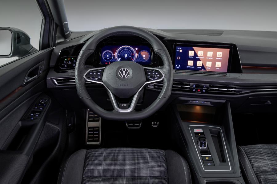 Торпедо Volkswagen Golf GTD 2020 года  (WW) (фото 12 из 17)